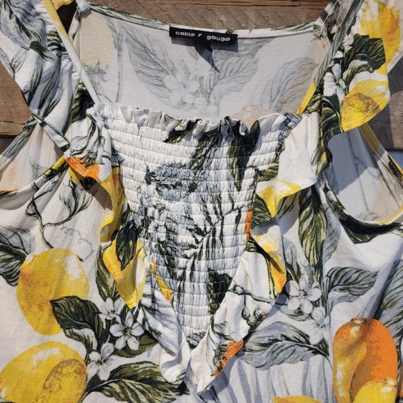 Cable & Gauge Floral Lemon Print Ruffle Top - Picture 4 of 6